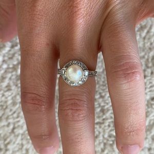 Pearl halo ring by premier designs